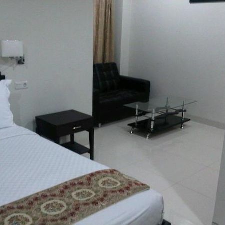 Hotel Pacific Ambon Exterior photo